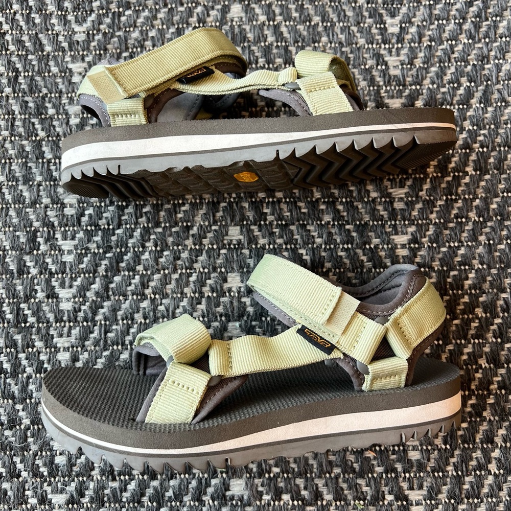 Women’s Teva Universal Trail Sandals 7 Sage Green - Picture 6 of 11